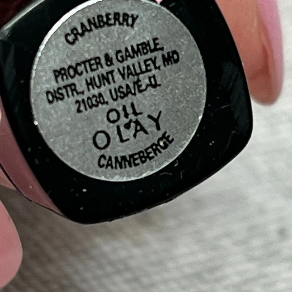 Vtg Oil of Olay Color Moist Sample Size Lipsticks Discontinued New NOS